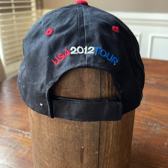 Chicago concert baseball cap 2012 - Picture 2 of 3